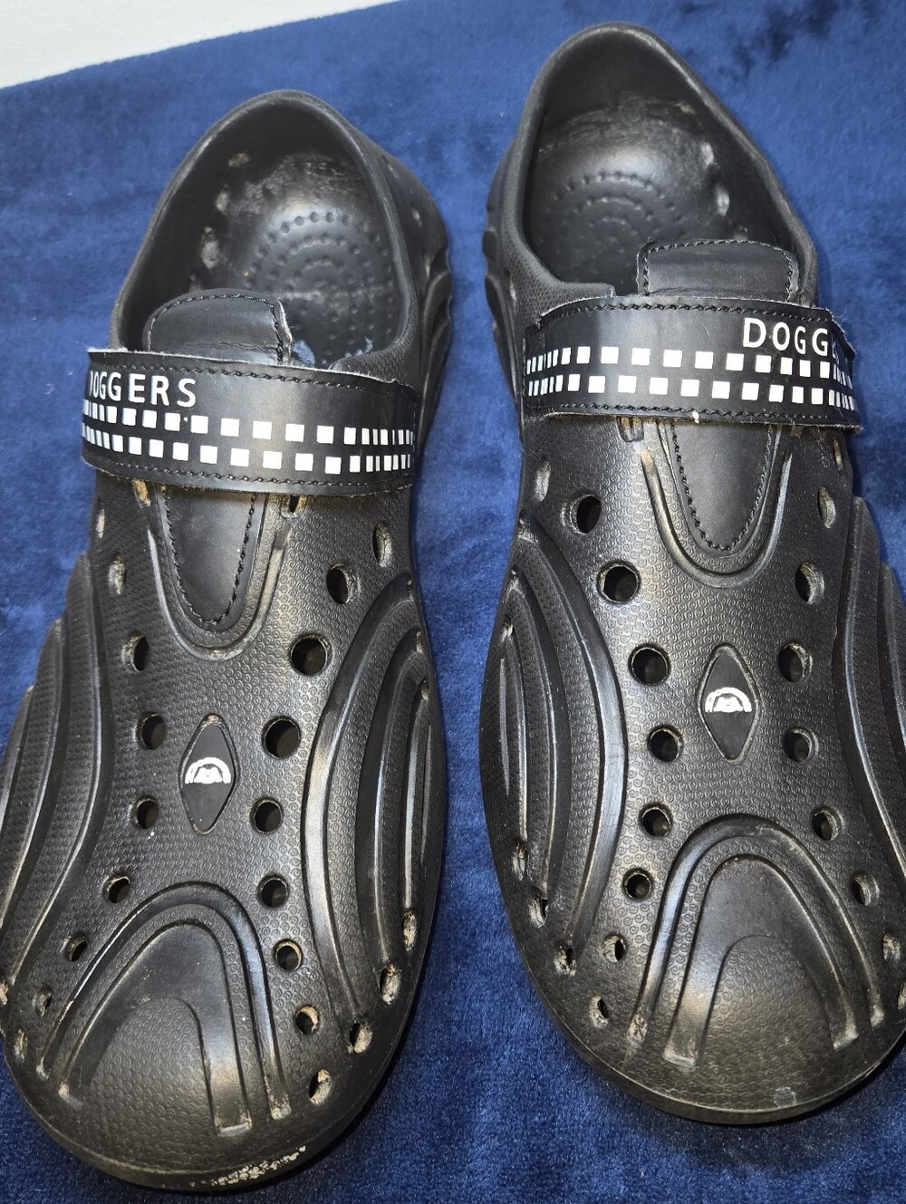 Black Doggers Slip On Shoes Mens Size 10/11 Gardening Rubber Outdoor Shower - Picture 3 of 6